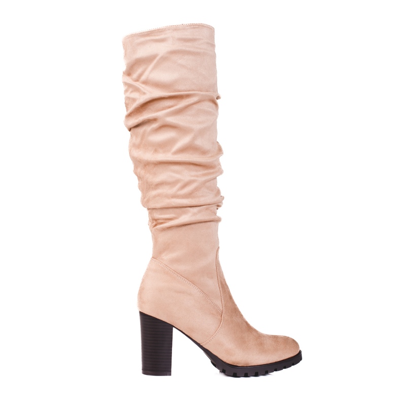 Women's suede boots on a post with a ruffled Vinceza upper beige Women's suede boots on a post with a ruffled Vinceza upper beige