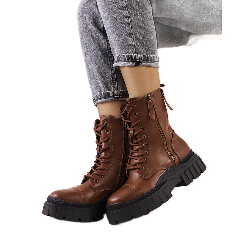 Brown Leeside boots