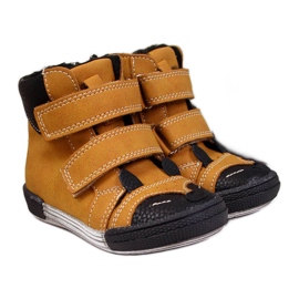 Boys' shoes with velcro camel Kornecki 6583 brown
