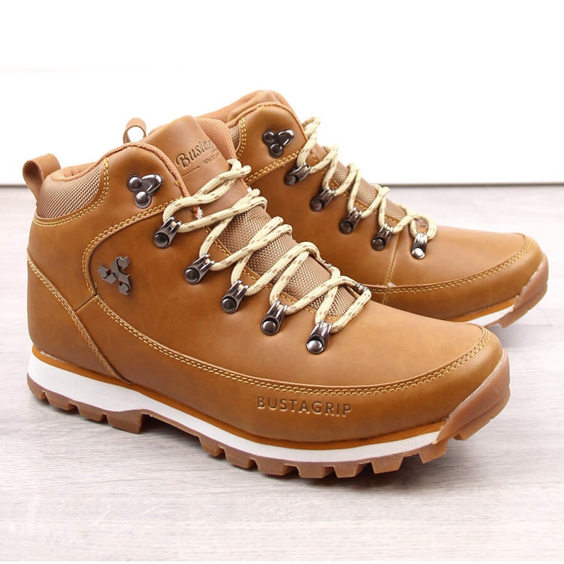 Men's yellow leather trekking shoes Outback Bustagrip