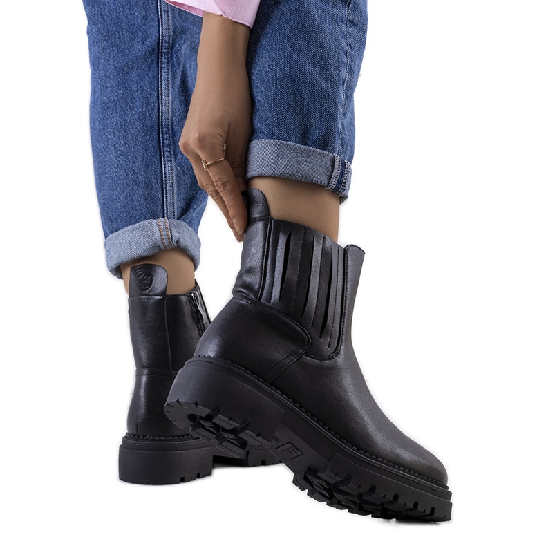 PA1 Black Cisner boots