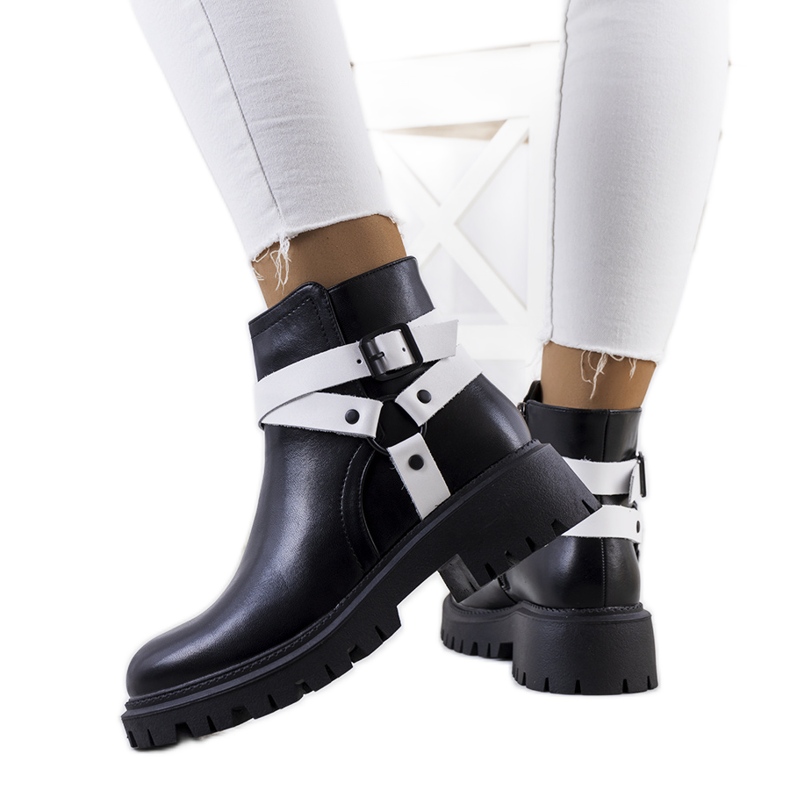 Black and white Meraz women's boots
