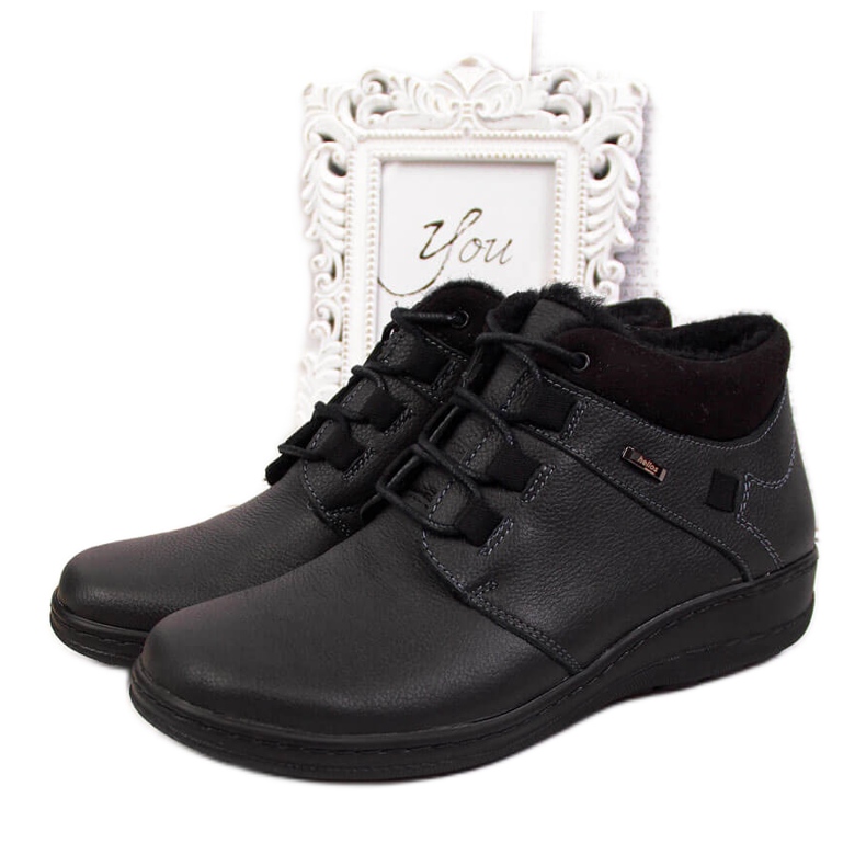 Black leather women's insulated boots Helios 521