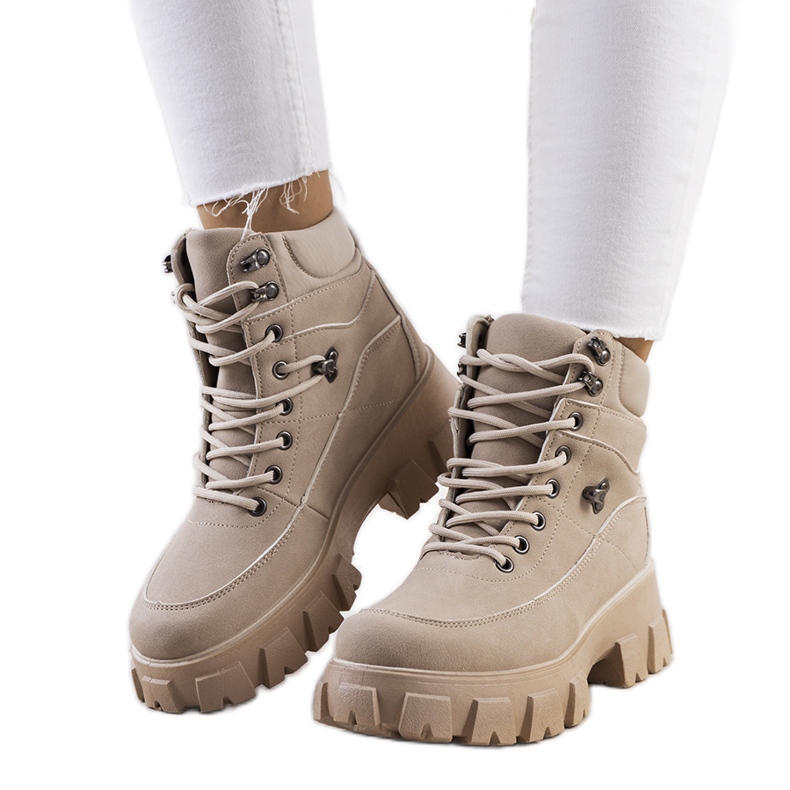 PA1 Beige women's Bisa hiking boots