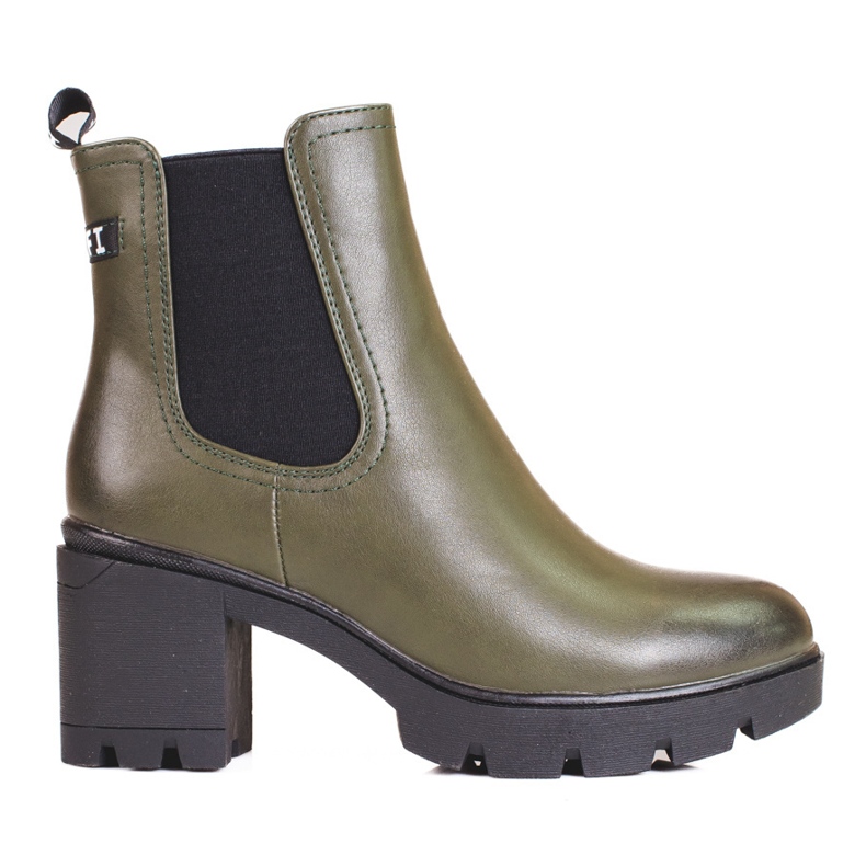 Women's Chelsea boots with a heel, green