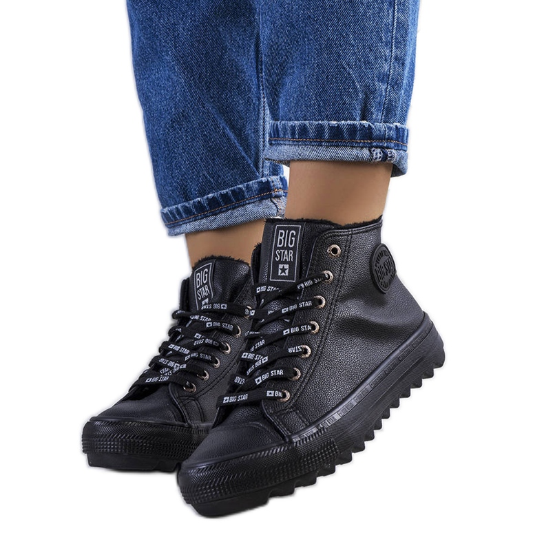 Black insulated sneakers Big Star EE274110