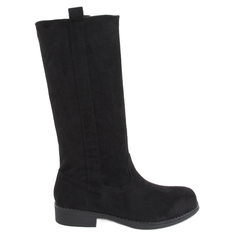BM Boots with a straight Unnu Black upper
