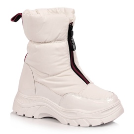 Women's snow boots on the white warm Filippo platform