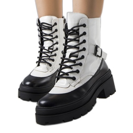 Norra's white trappers