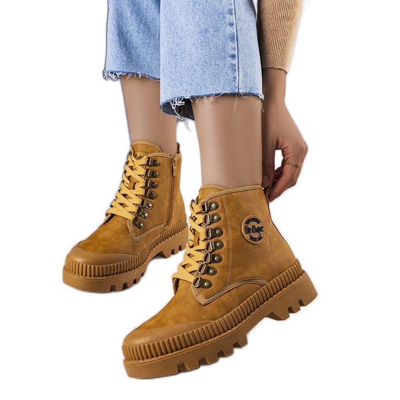 Camel insulated boots LCJ-22-44-1339L Lee Cooper beige Camel insulated boots LCJ-22-44-1339L Lee Cooper beige