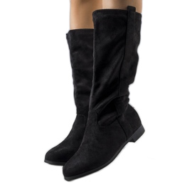 PA1 Black insulated boots from Thelma
