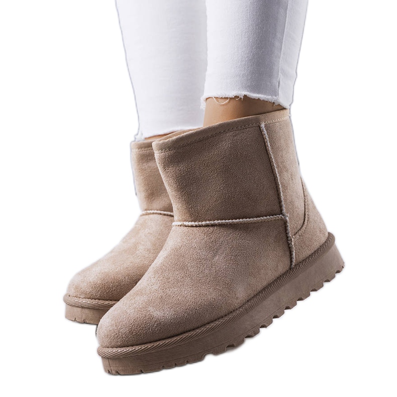 BM Vago beige insulated snow boots