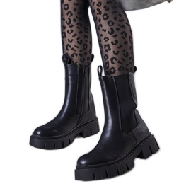 Evento Black boots on a chunky Kaydence sole