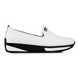 White Shelovet women's lords made of natural leather