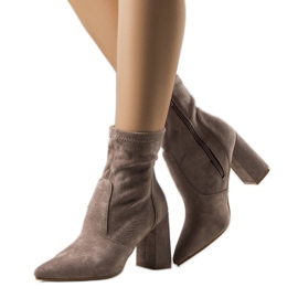Brown ankle boots on the Kensley post Brown ankle boots on the Kensley post