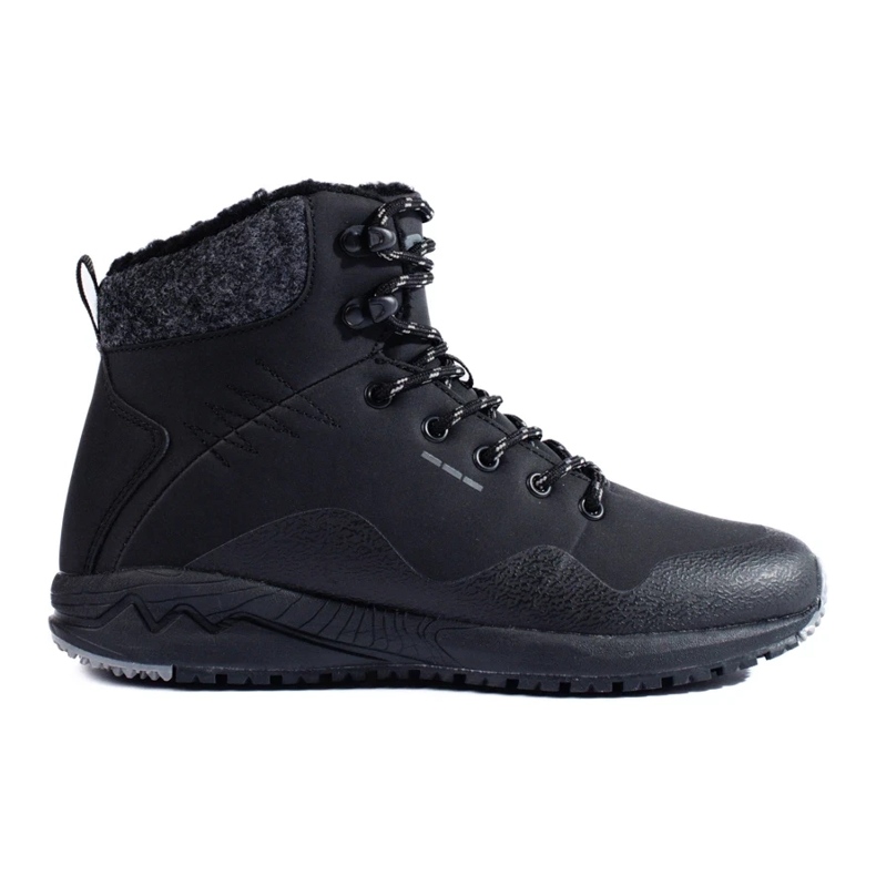 DK Ladies' black high trekking boots with shelovet insulation DK Ladies' black high trekking boots with shelovet insulation