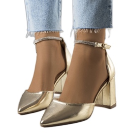 Gold pumps with Leighton cubic zirconia golden