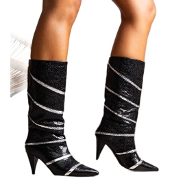 Black and silver Nevzo insulated boots