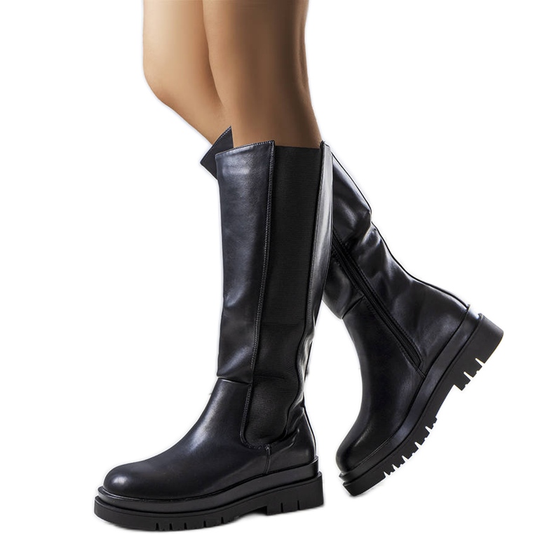 Black Koskik insulated boots