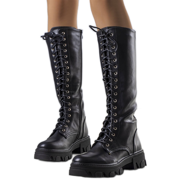 PA1 Black warm boots with a Poris binding