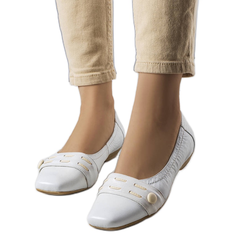 BM Lioma white ballerinas