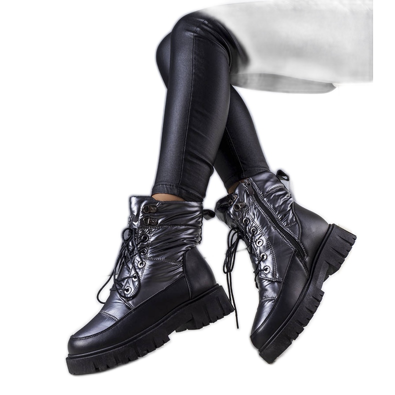 Anderson women's gray snow boots black