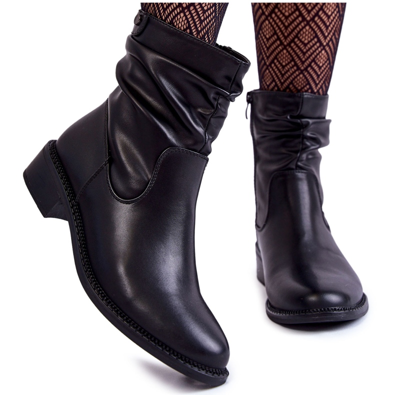 Sergio Leone Women's crinkled flat heels black