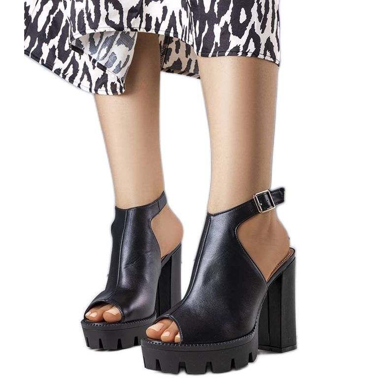 Black sandals from Giuliana