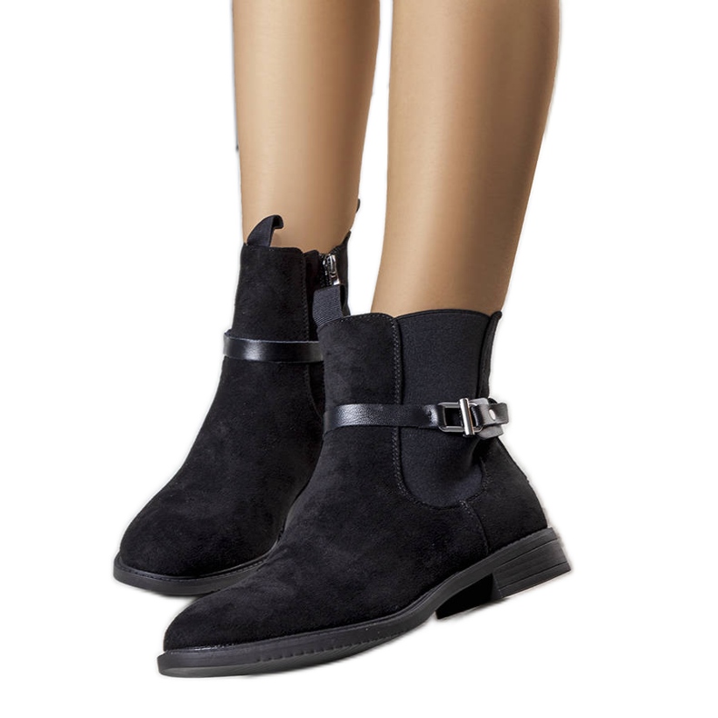 Black insulated classic boots from Odila