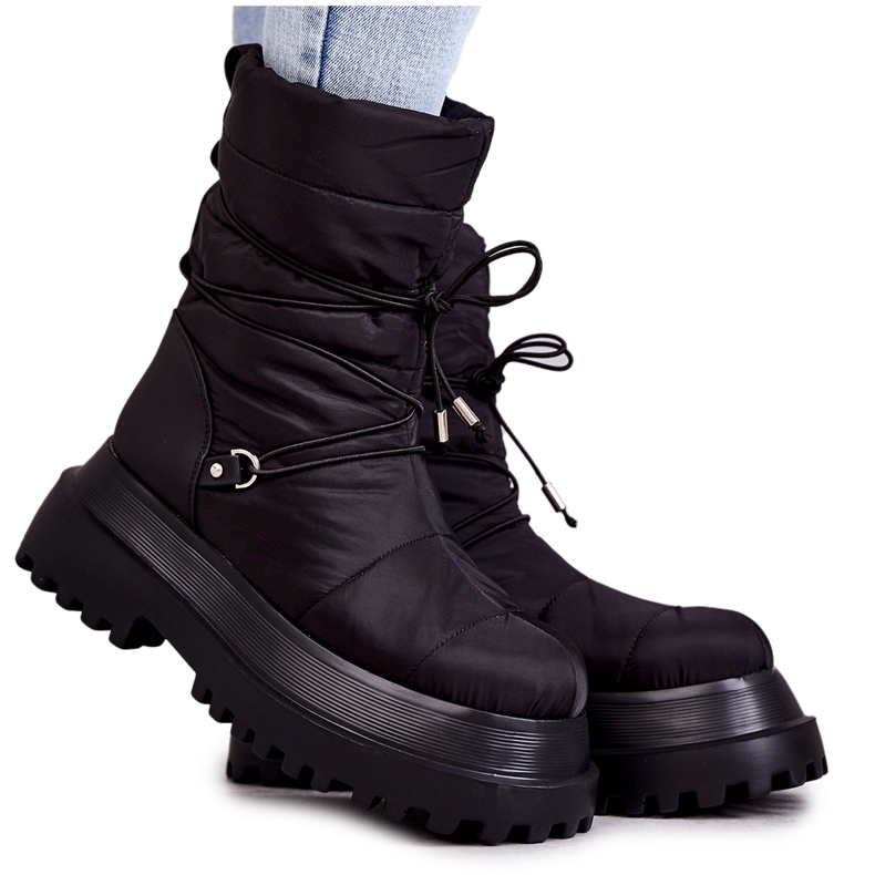 Women's snow boots on the platform black