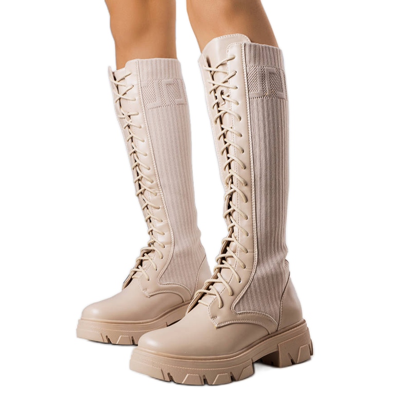 BM Beige lace-up boots from Montis