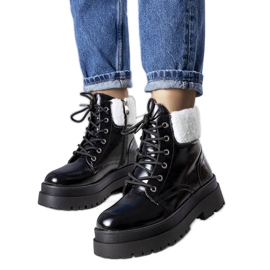 Black insulated boots with sheepskin from Bryas