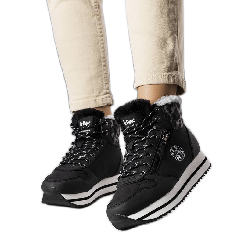 Black insulated boots LCJ-22-31-1448L Lee Cooper Black insulated boots LCJ-22-31-1448L Lee Cooper