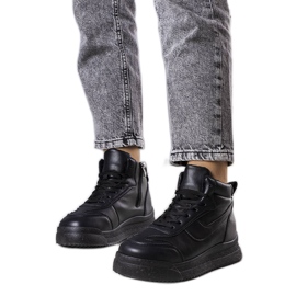 Black insulated sneakers from Korti