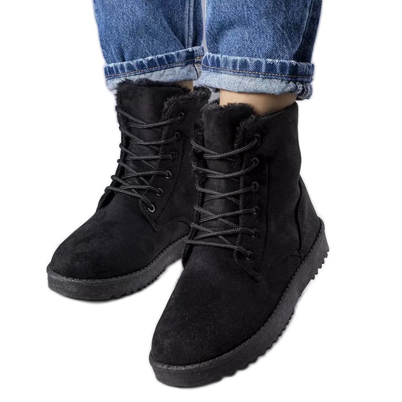 PA1 Black insulated boots made of eco-suede from Madisyn