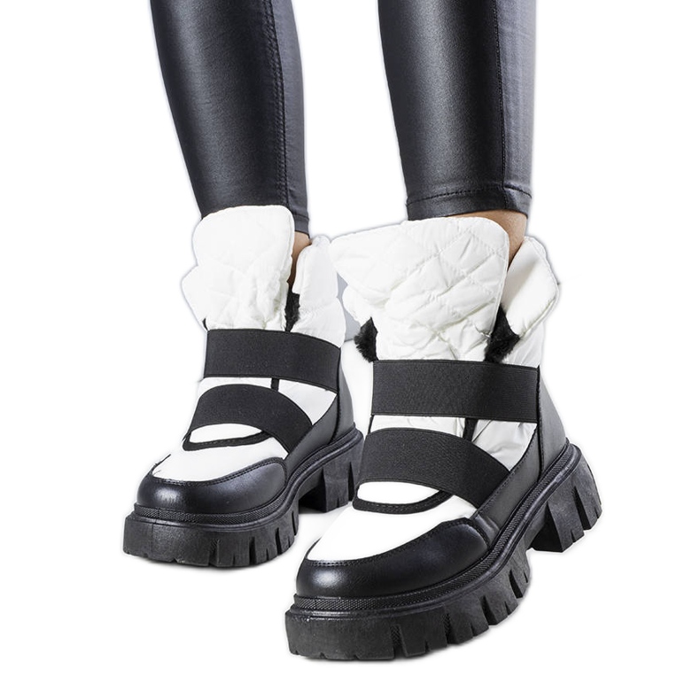 White insulated slip-on snow boots from Francisco
