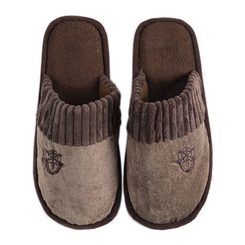 Men's brown slippers from Lesseps Men's brown slippers from Lesseps