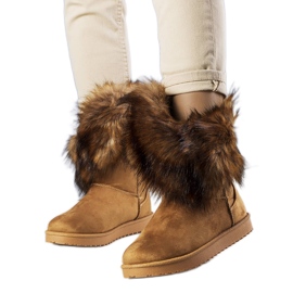 BM Brown insulated snow boots with fur from Kynlee grey