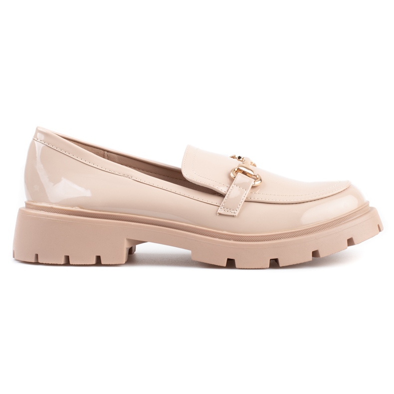 Beige lacquered shoes from Shelovet