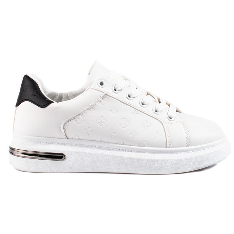 Women's sports shoes Shelovet white with a pattern Women's sports shoes Shelovet white with a pattern