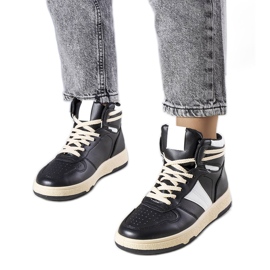 Black ankle boots from Robin