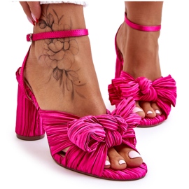 Fashionable sandals with high -heeled bows fuchsia pink Fashionable sandals with high -heeled bows fuchsia pink