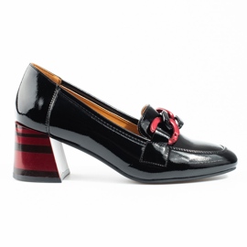 Women's Vinceza black pumps with a chain