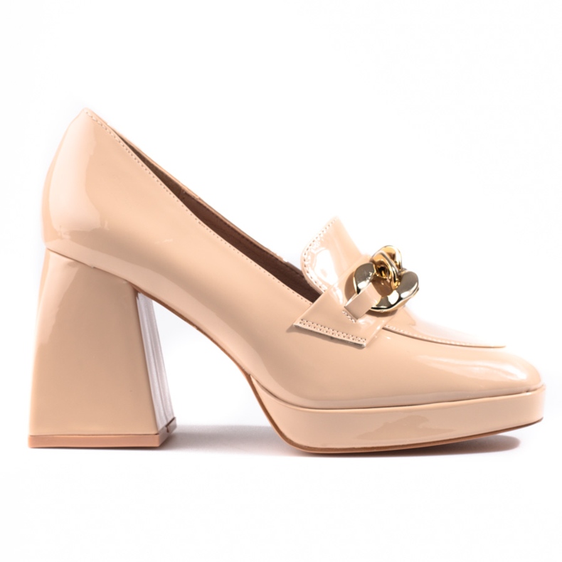 Beige heel pumps from Vinceza Beige heel pumps from Vinceza