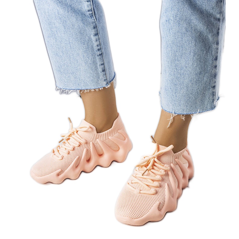 Pink airy sneakers from Muriel