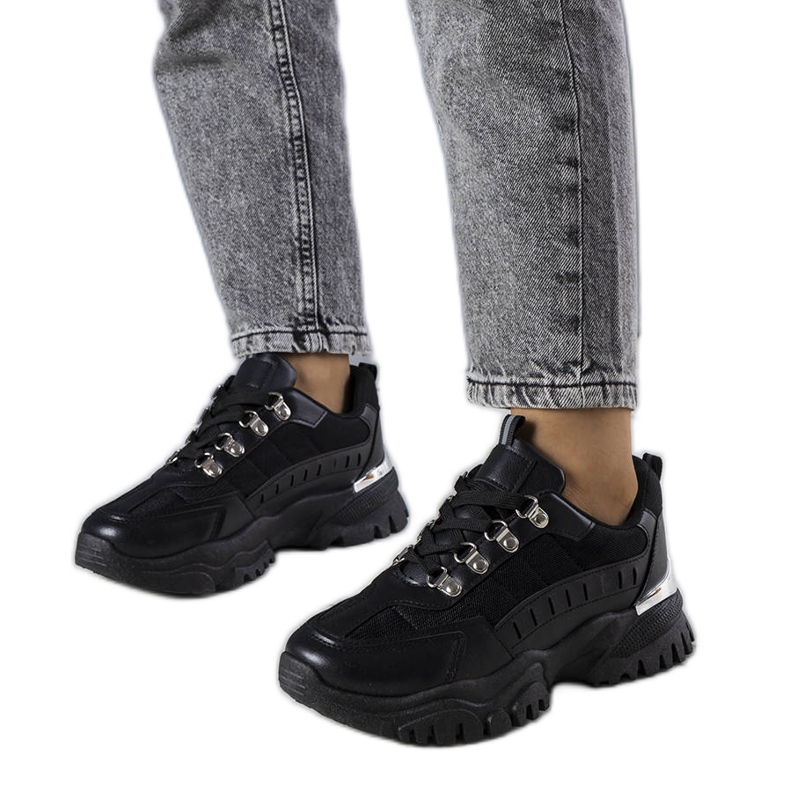 Mindy black sneakers