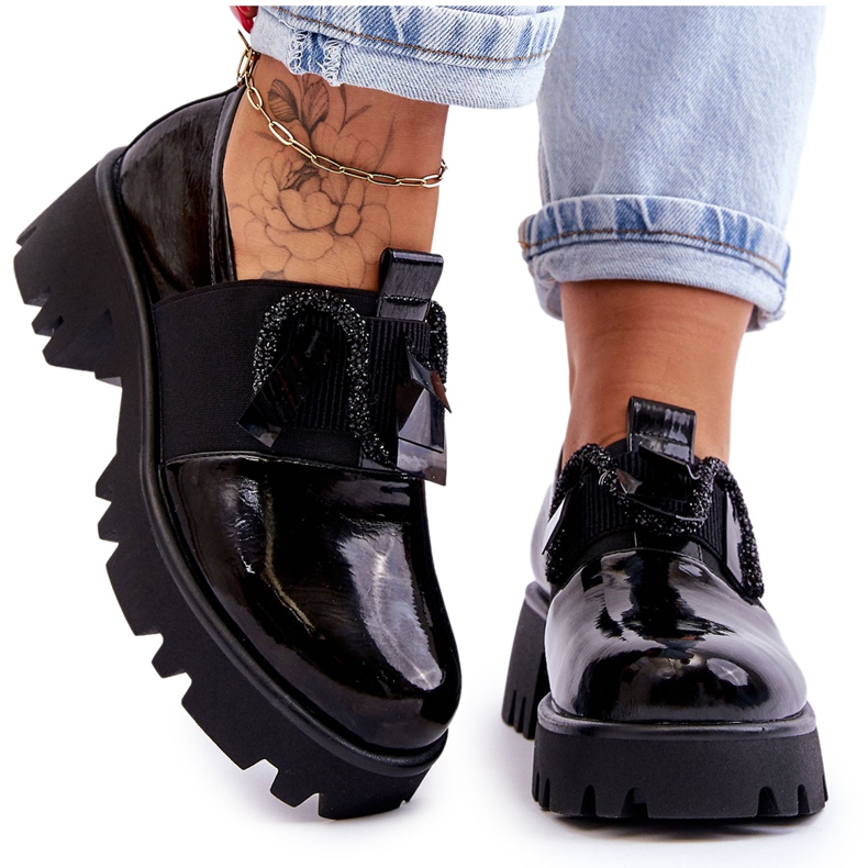 S.Barski Lacquered Brogues With Ornaments Black Keily