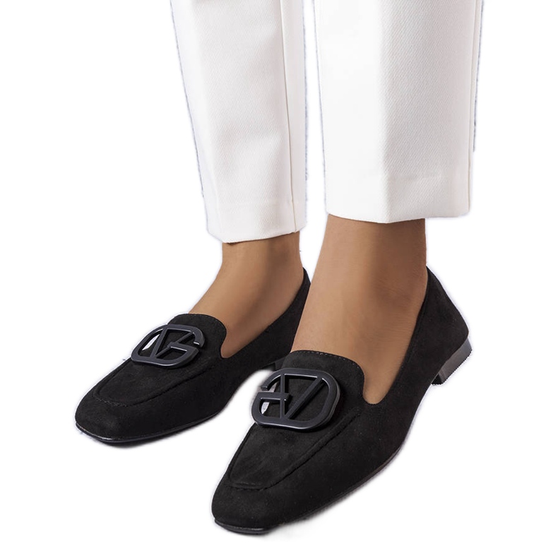 Black ballerinas with a square toe from Carrière