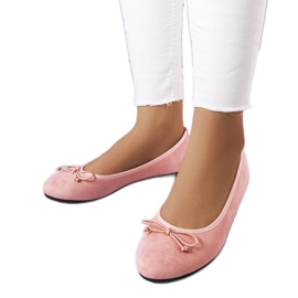 BM Pink ballerinas with a Chandonnet bow