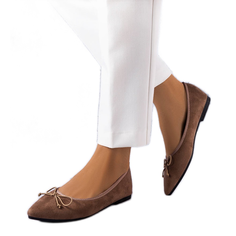 Brown pointed-toe ballerinas from Latour